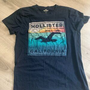 Hollister Men’s T-Shirt Navy Blue California Logo